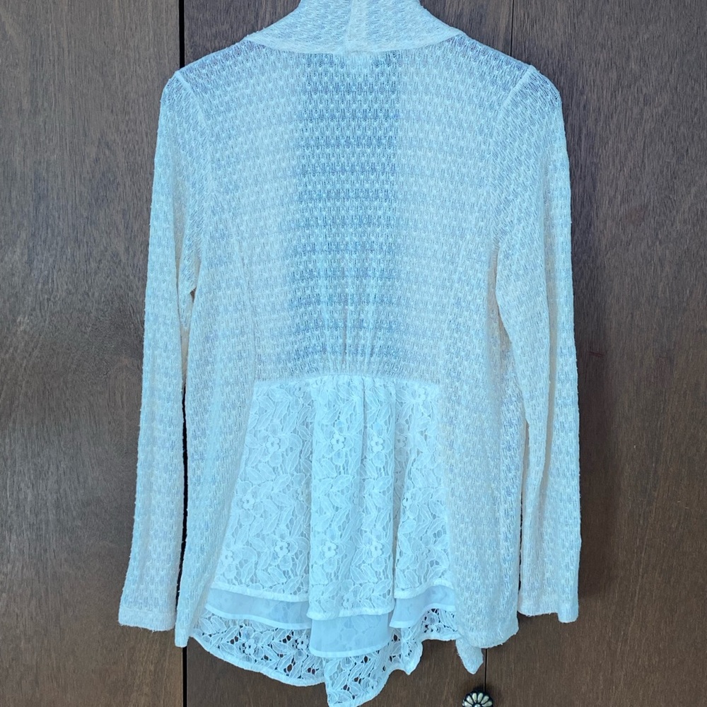 Anthropologie Clu + WILLOUGHBY Lace Cream Open Cardigan - Picture 3 of 4